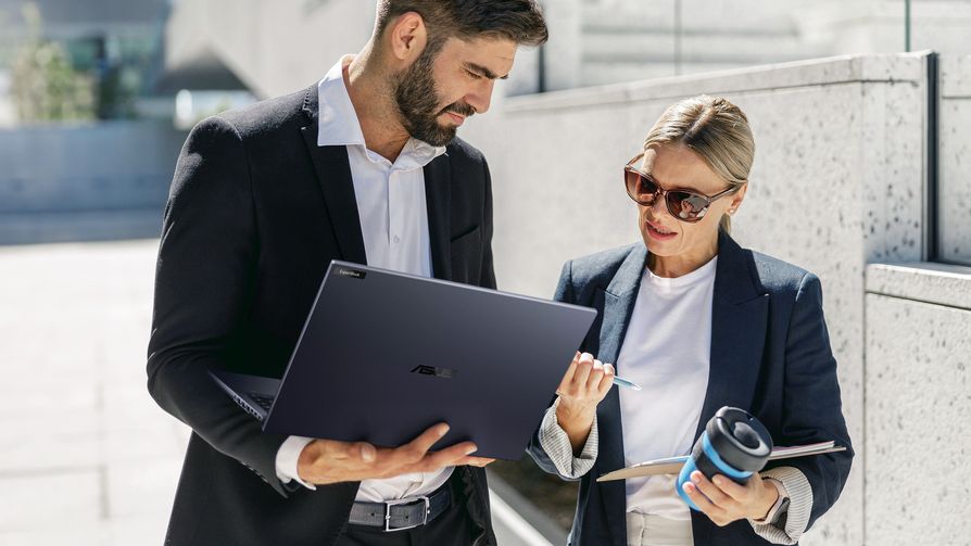 ASUS ExpertBook B5, powered by AI-capable technology empowers amazing productivity.